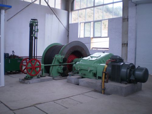 我國礦山機械標準對張緊絞車有什么樣的要求？